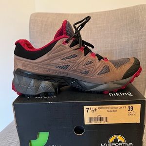 La Sportiva Women’s Trail Ridge Low hiking shoes Taupe/Beet EUR 39